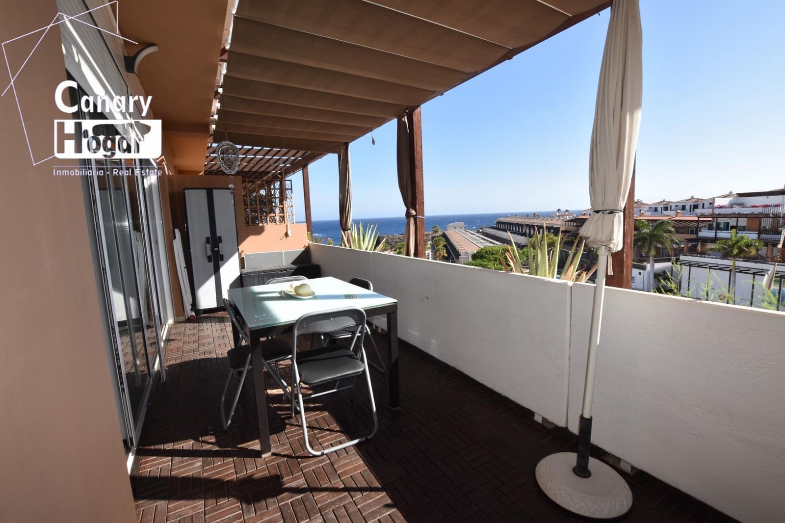 2 bedroom Apartment for sale in San Miguel de Abona with pool - € 370,000 (Ref: 9145618)