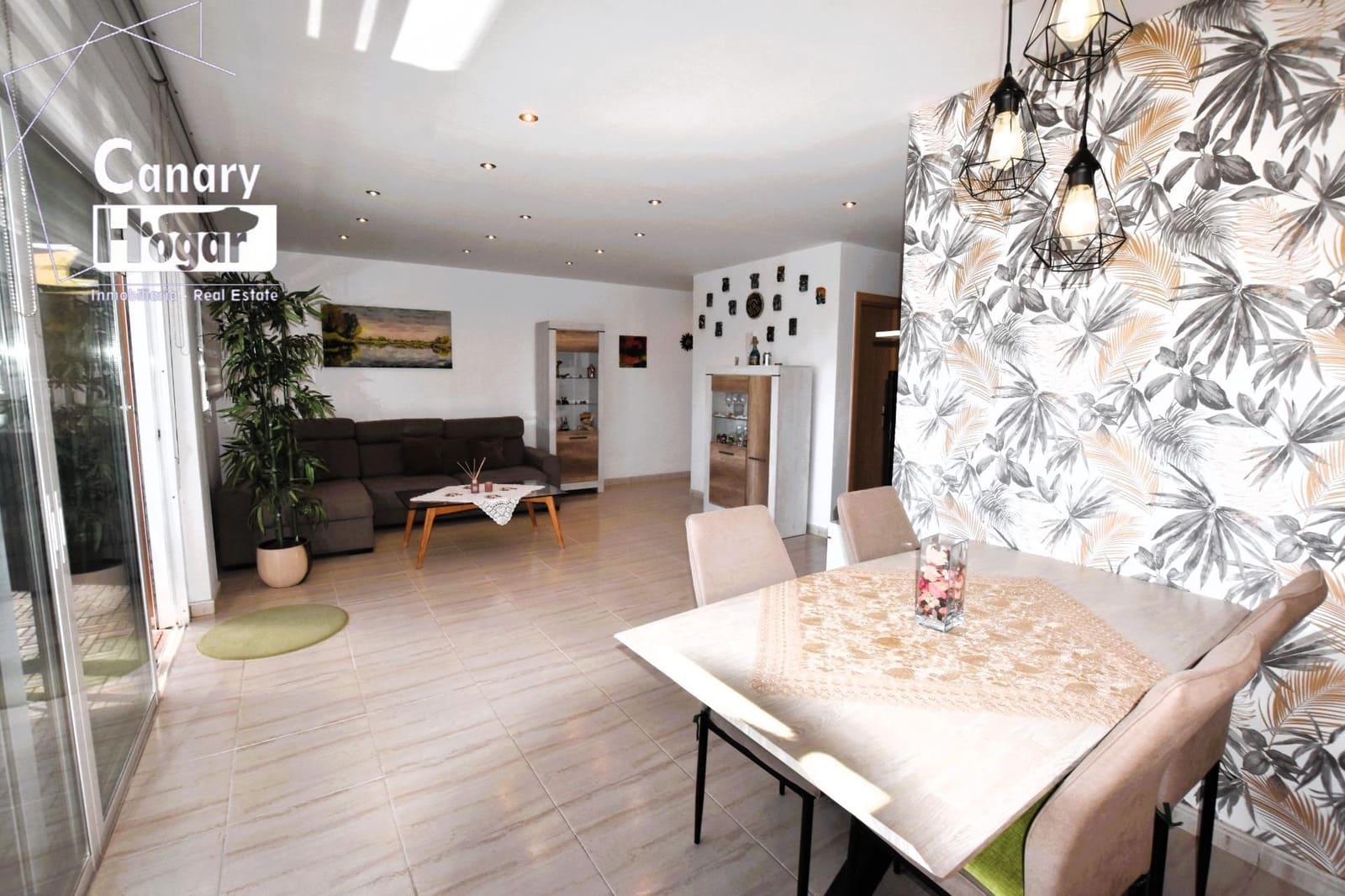 2 bedroom Apartment for sale in San Miguel de Abona with pool - € 370,000 (Ref: 9145618)