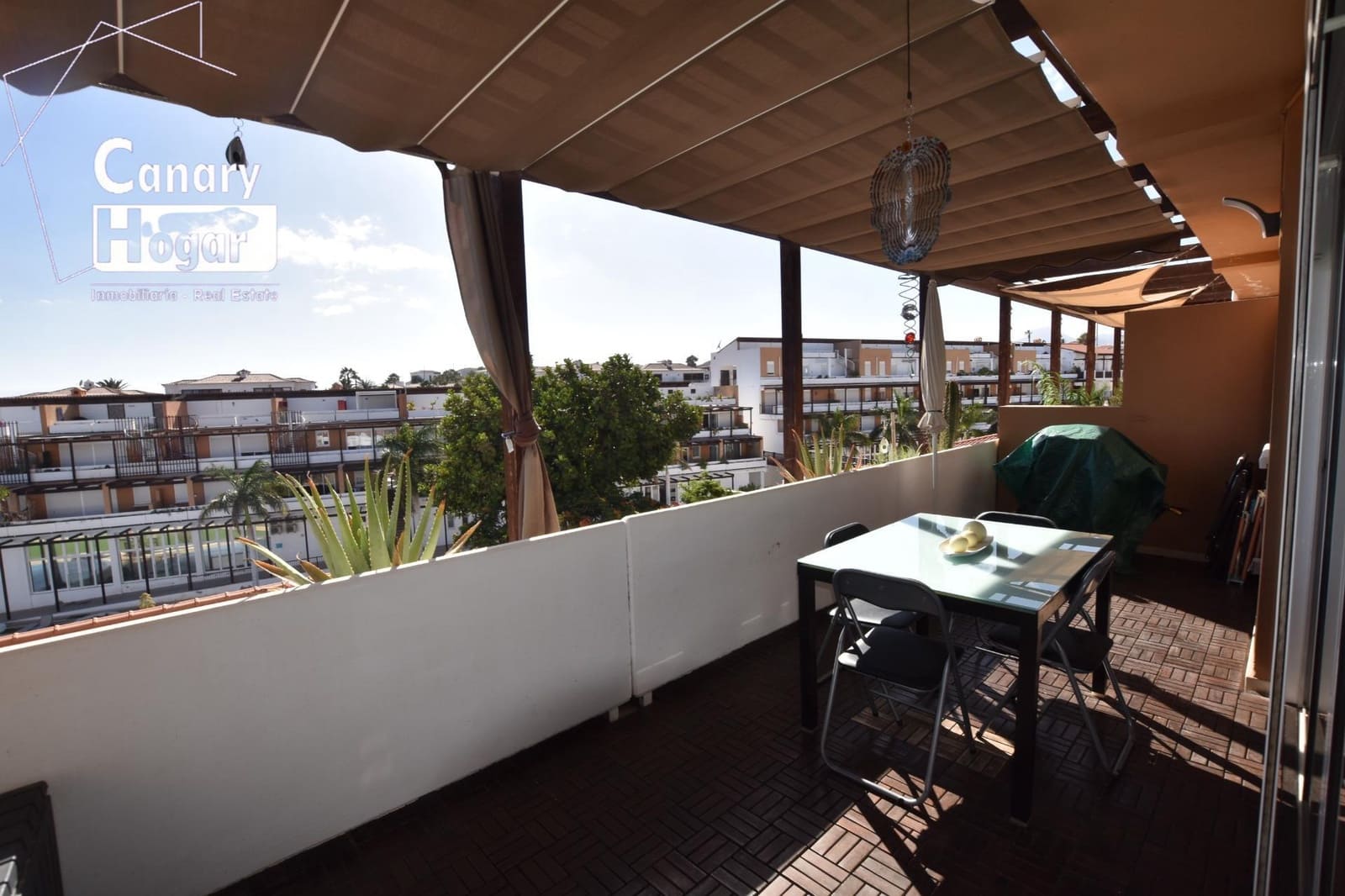 2 bedroom Apartment for sale in San Miguel de Abona with pool - € 370,000 (Ref: 9145618)