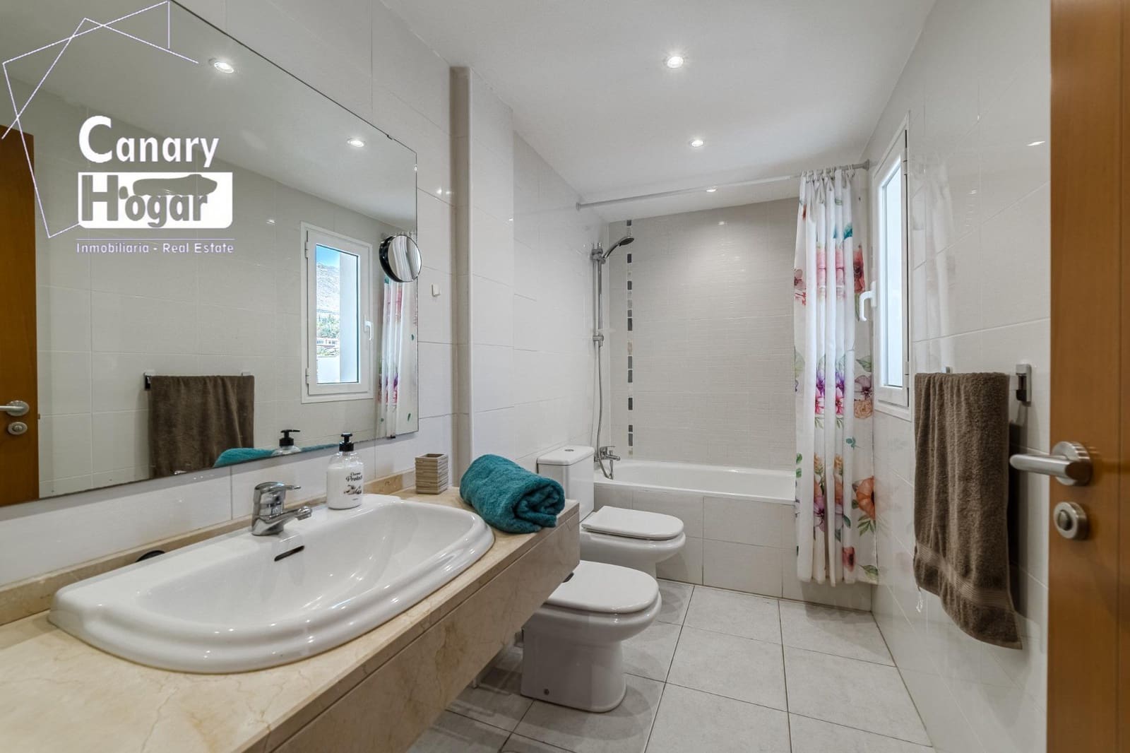 4 sypialnia Willa do wynajęcia w El Madronal z basenem garażem - 3 000 € (Ref: 9206562)