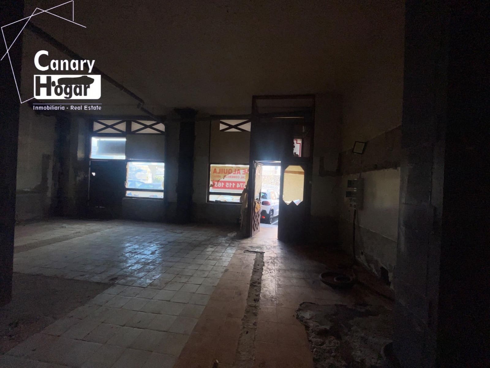 Kaupallinen myytävänä paikassa Playa San Juan - 600 000 € (Ref: 9230492)