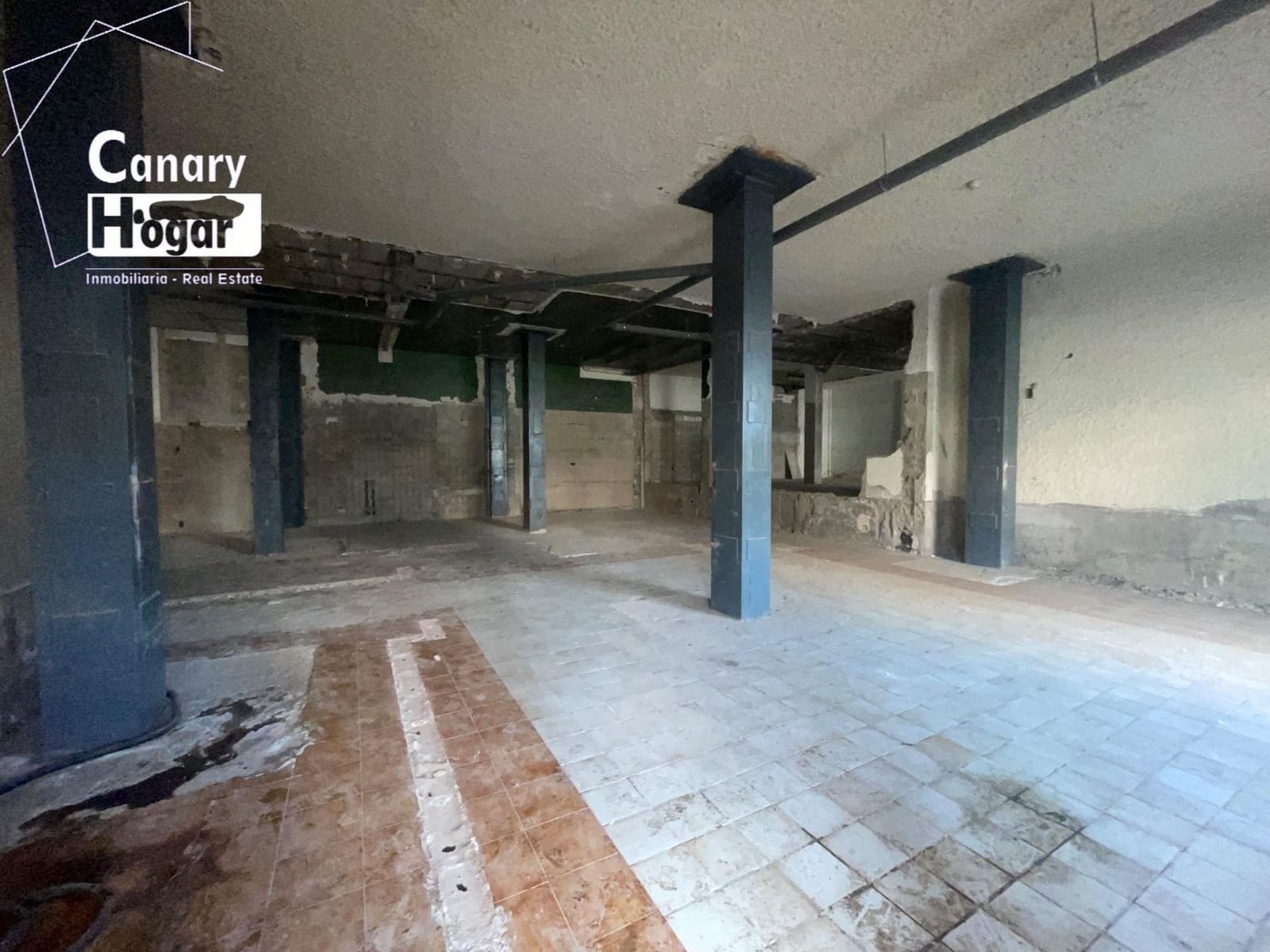 Kommersiell til salgs i Playa San Juan - € 600 000 (Ref: 9230492)