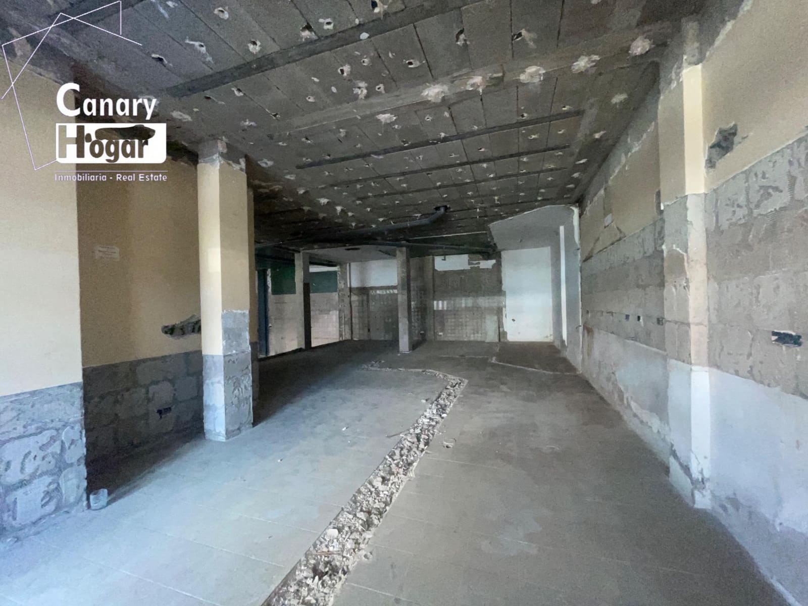 Kommersiell til salgs i Playa San Juan - € 600 000 (Ref: 9230492)