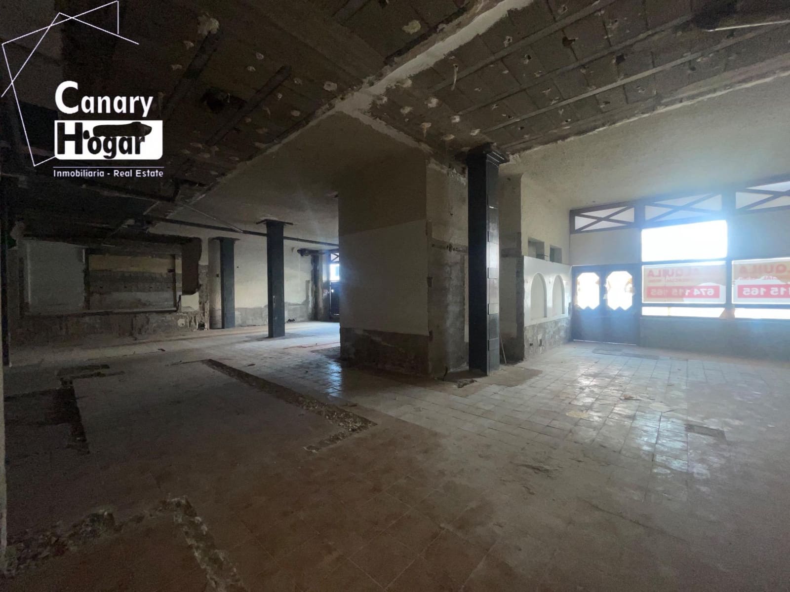 Kommersiell til salgs i Playa San Juan - € 600 000 (Ref: 9230492)