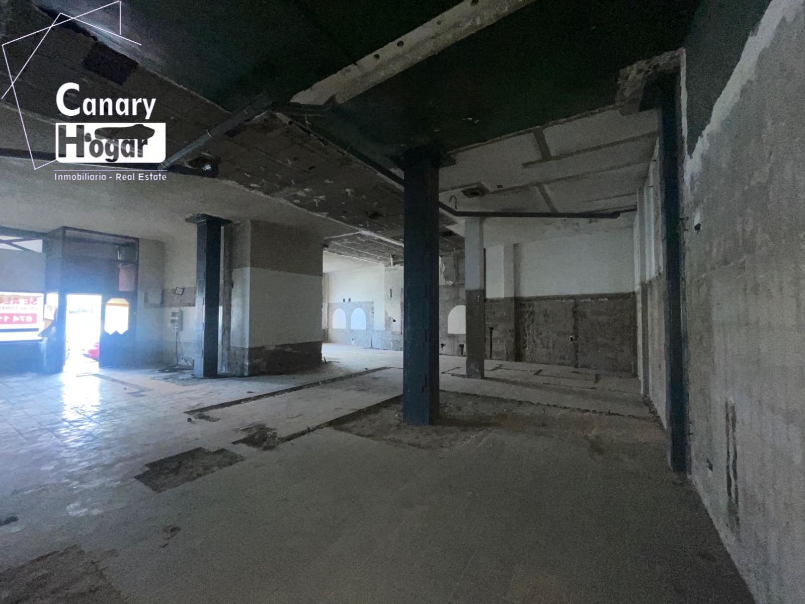 Kommersiell til salgs i Playa San Juan - € 600 000 (Ref: 9230492)