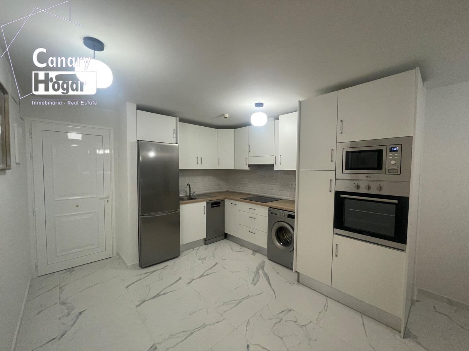 2 slaapkamer Appartement te koop in Los Cristianos met zwembad - € 290.000 (Ref: 9230533)