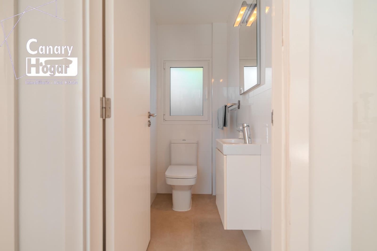 3 soveværelse Villa til salg i Playa Paraiso med swimmingpool - € 1.175.000 (Ref: 9232663)