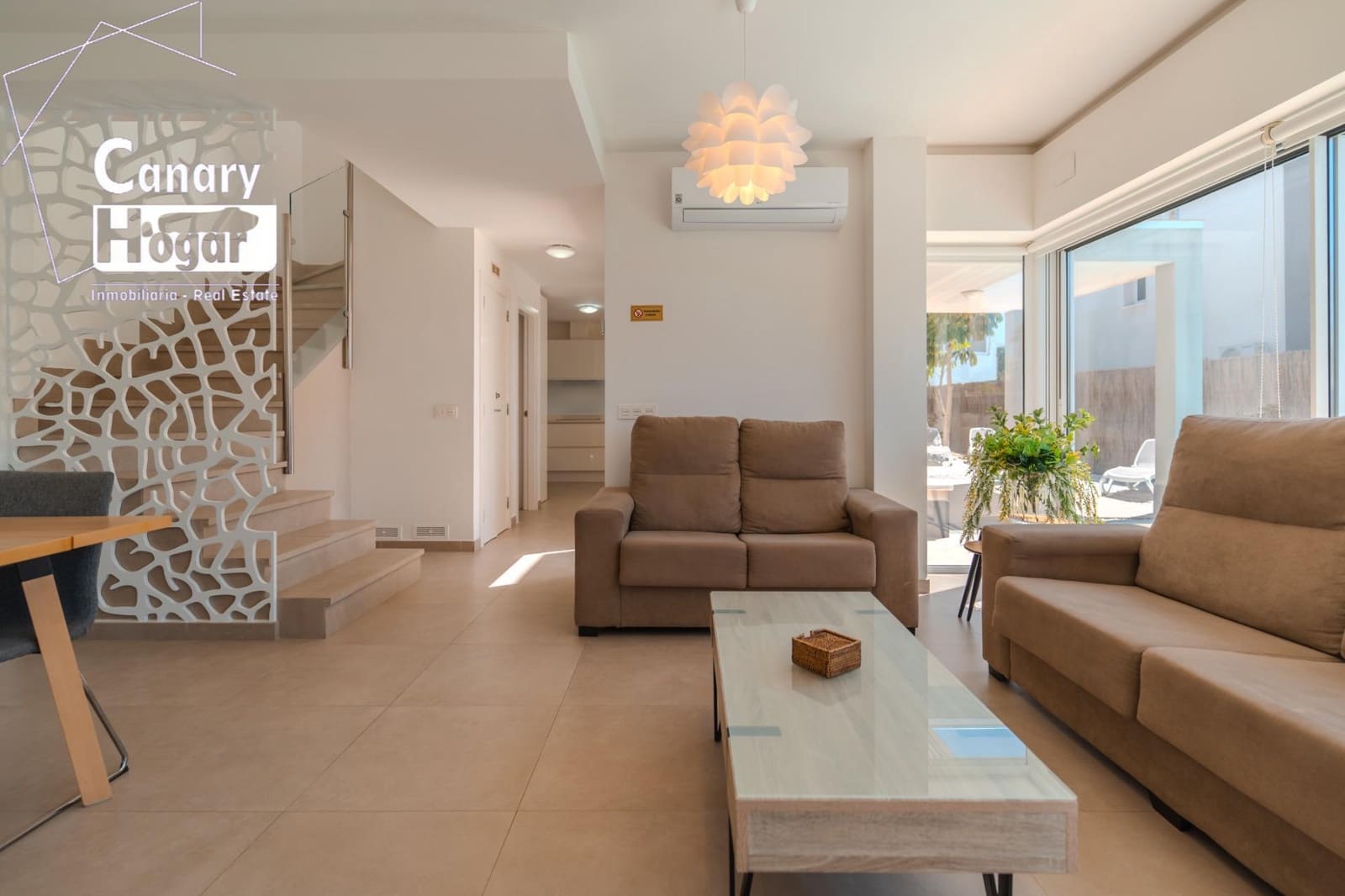 3 soveværelse Villa til salg i Playa Paraiso med swimmingpool - € 1.175.000 (Ref: 9232663)