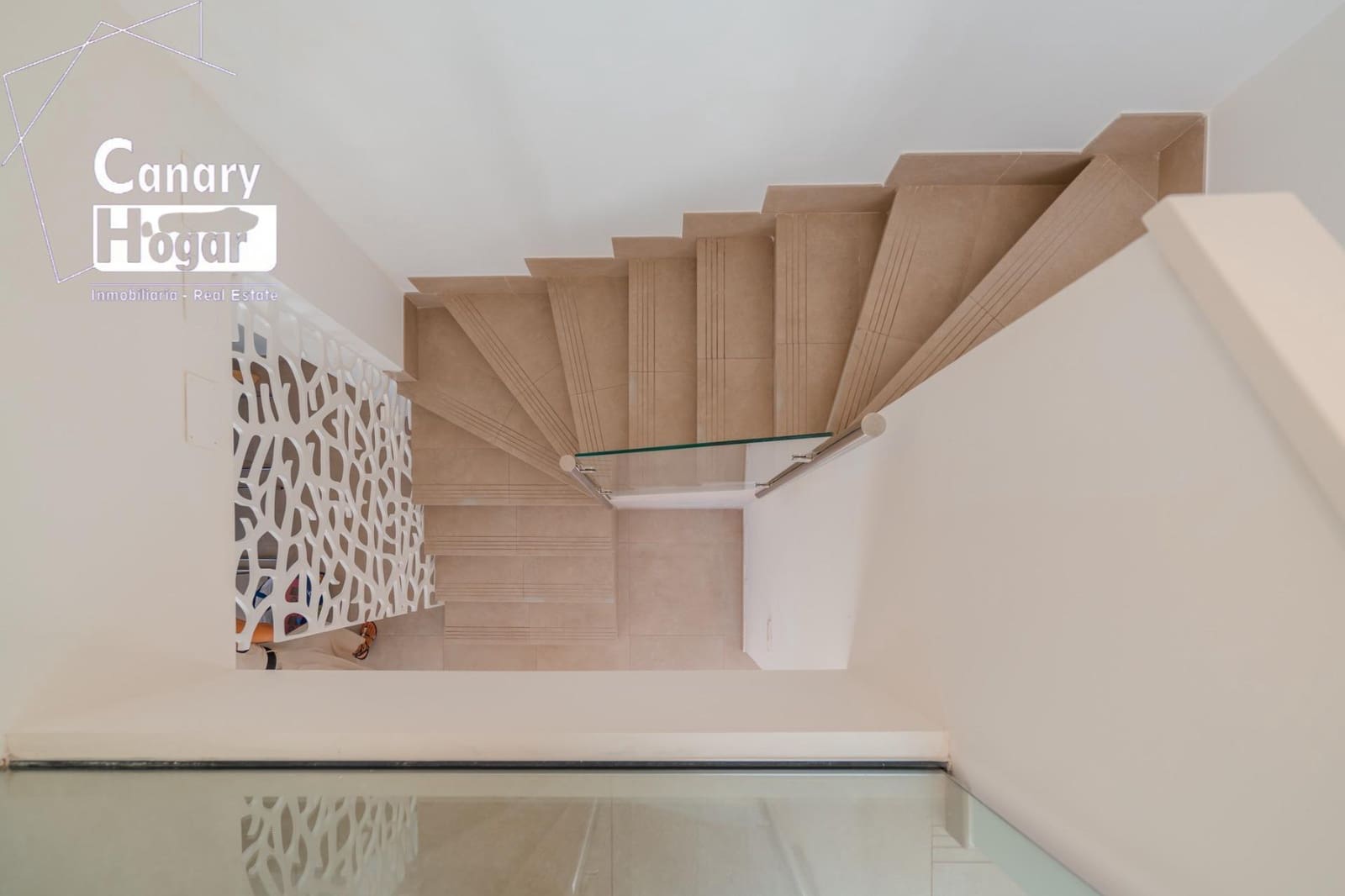 3 soveværelse Villa til salg i Playa Paraiso med swimmingpool - € 1.175.000 (Ref: 9232663)