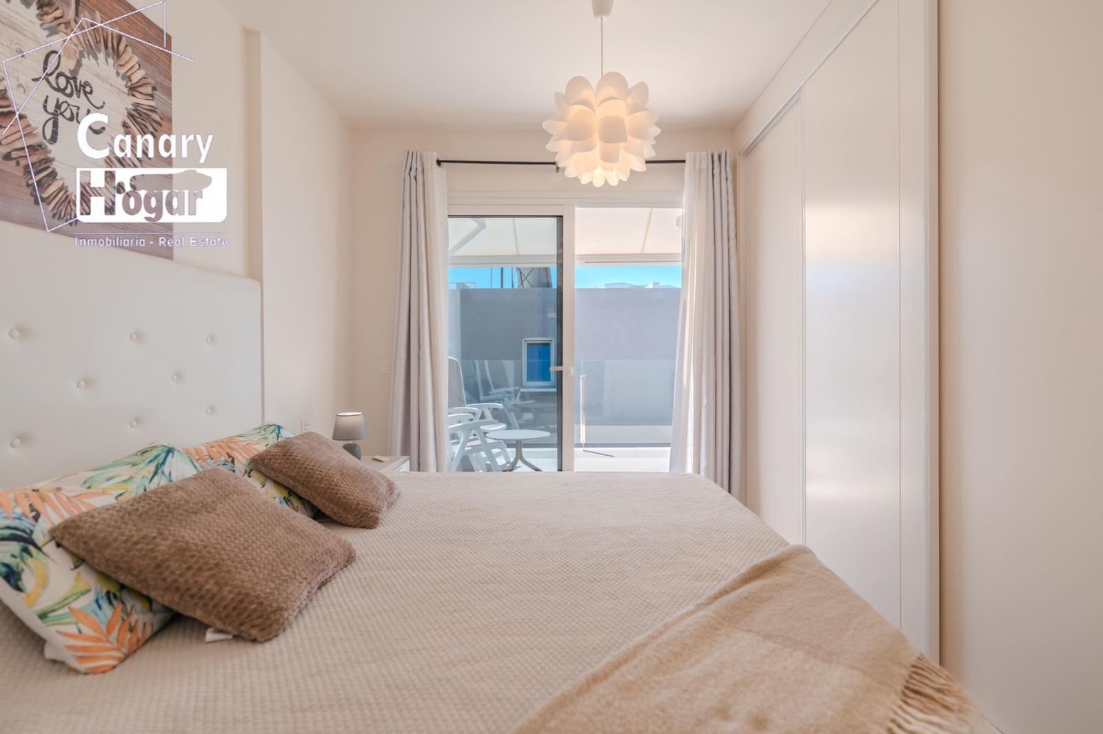 3 soveværelse Villa til salg i Playa Paraiso med swimmingpool - € 1.175.000 (Ref: 9232663)