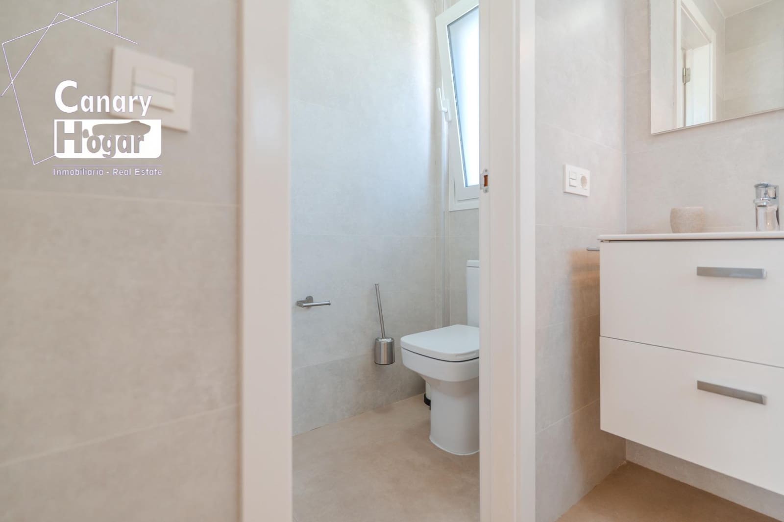 3 soveværelse Villa til salg i Playa Paraiso med swimmingpool - € 1.175.000 (Ref: 9232663)