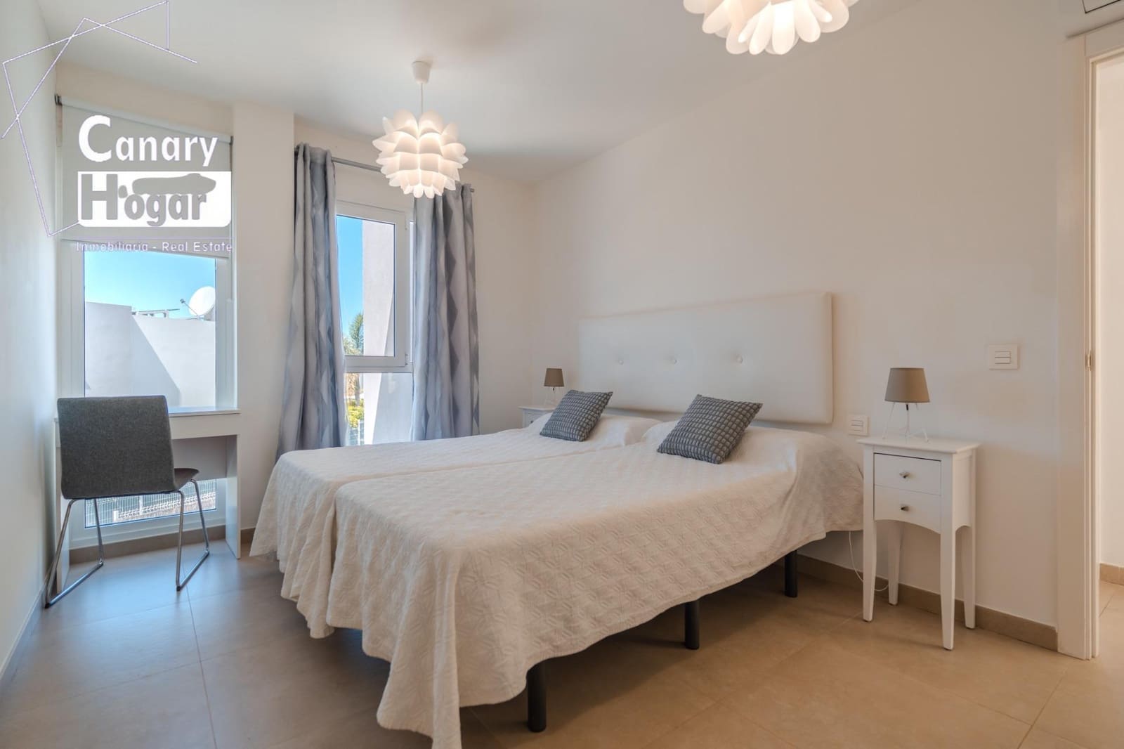 3 soveværelse Villa til salg i Playa Paraiso med swimmingpool - € 1.175.000 (Ref: 9232663)