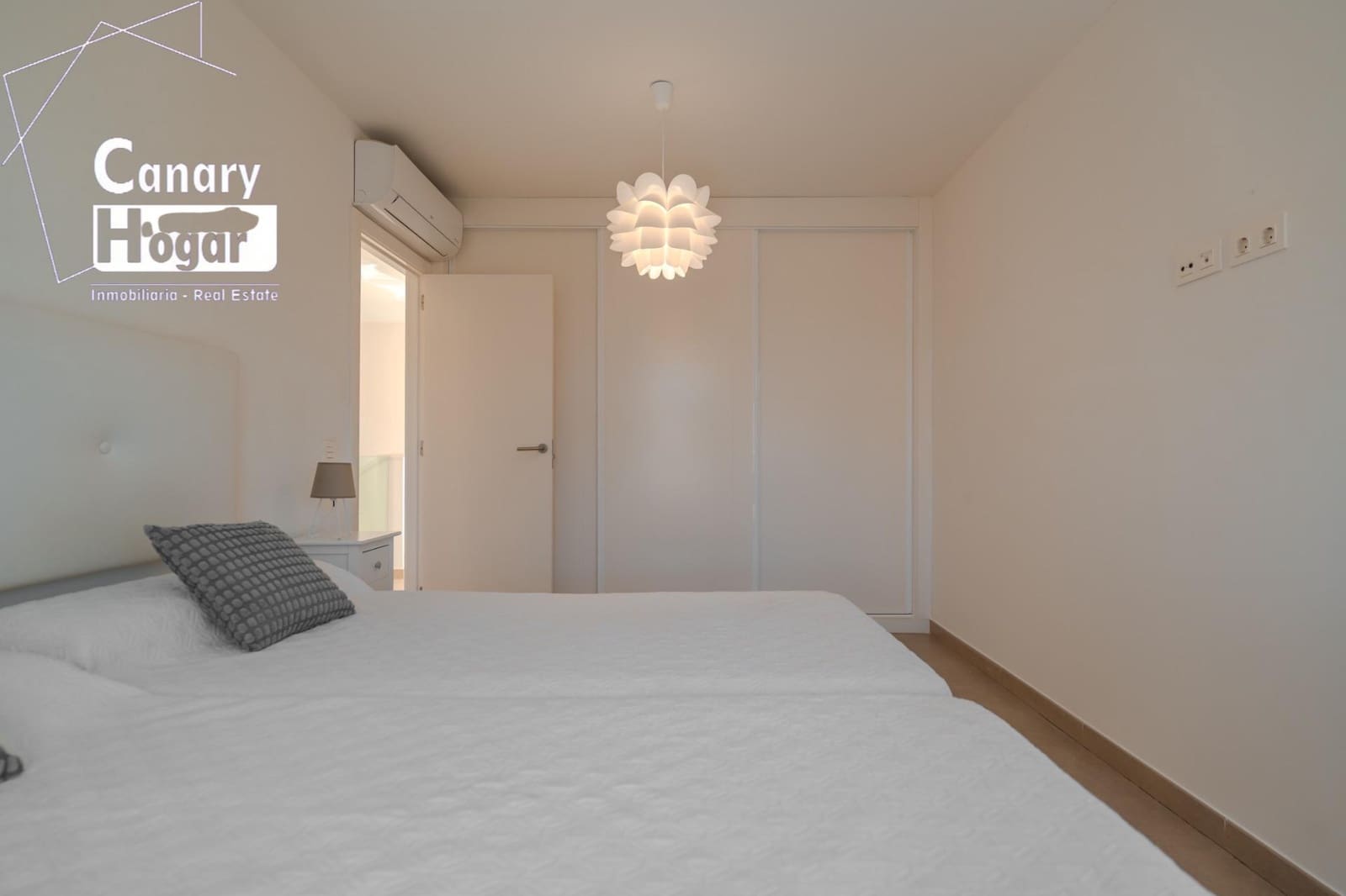 3 soveværelse Villa til salg i Playa Paraiso med swimmingpool - € 1.100.000 (Ref: 9232663)