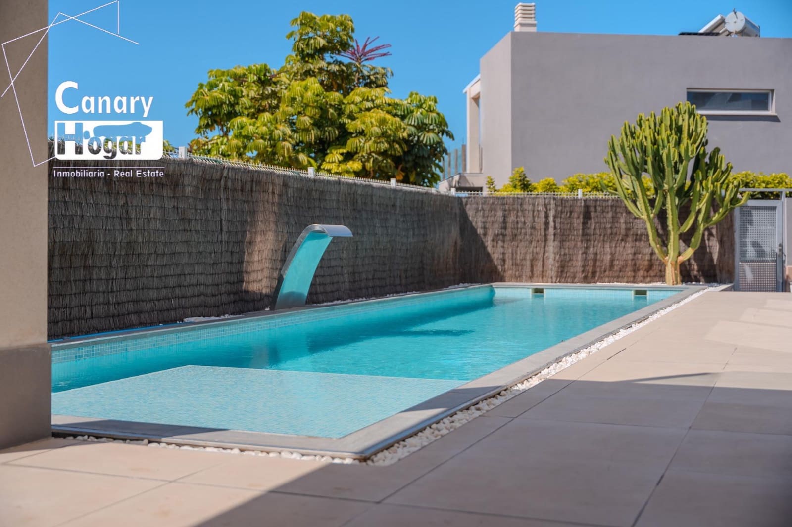 3 soveværelse Villa til salg i Playa Paraiso med swimmingpool - € 1.100.000 (Ref: 9232663)