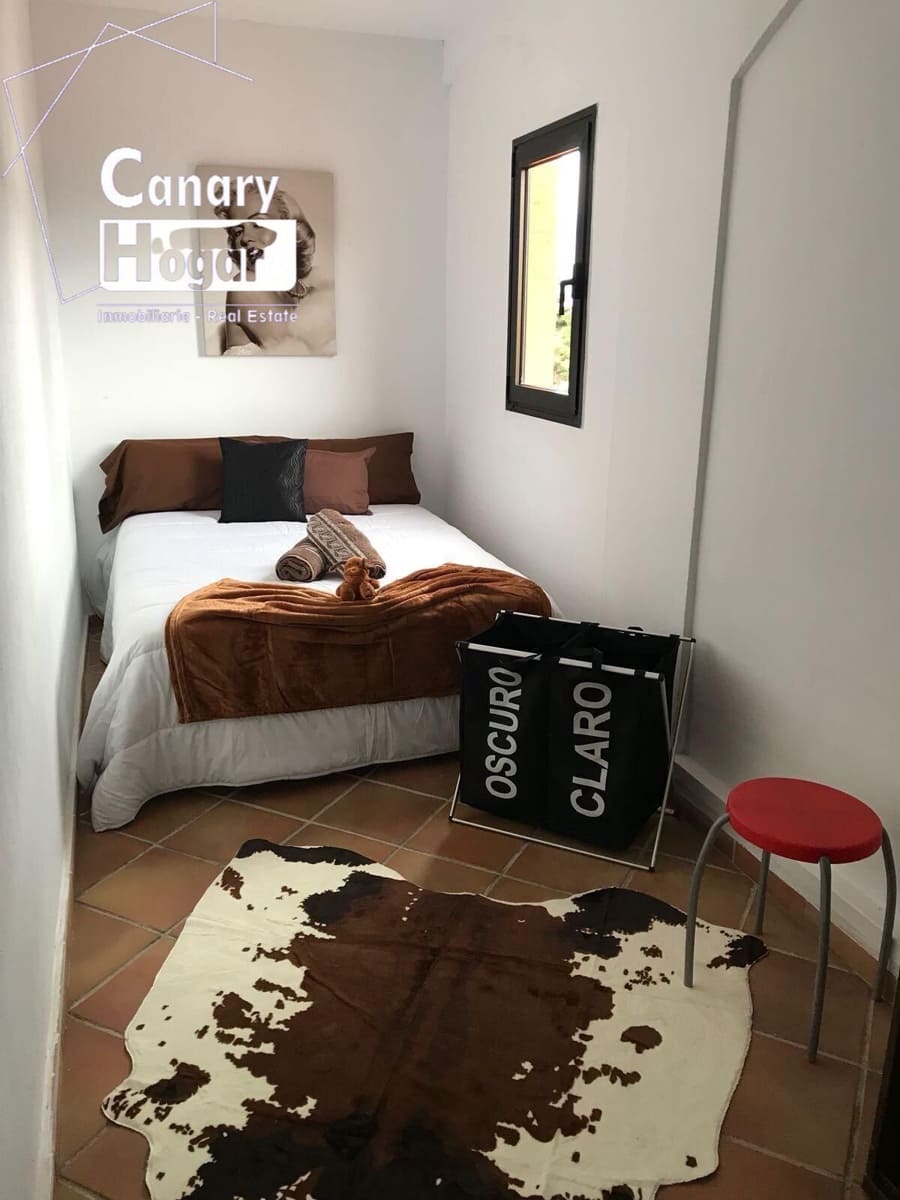 3 bedroom Apartment for sale in Playa del Duque with pool - € 525,000 (Ref: 9240047)