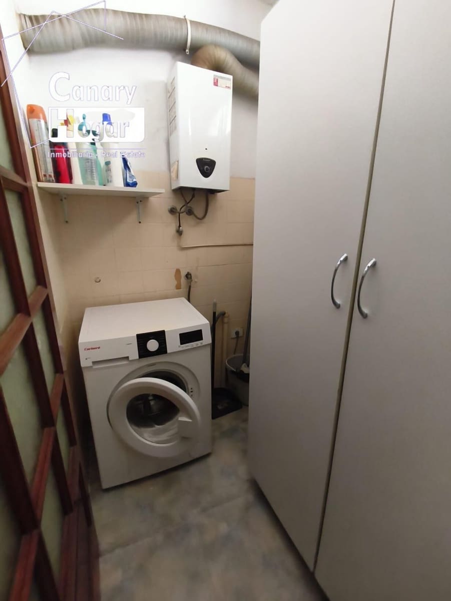 3 soverom Leilighet til salgs i Los Cristianos med svømmebasseng garasje - € 549 000 (Ref: 9266456)