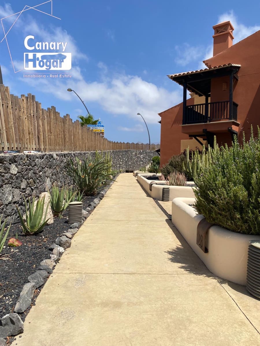 3 bedroom Villa for sale in Golf del Sur with pool - € 530,000 (Ref: 9266457)