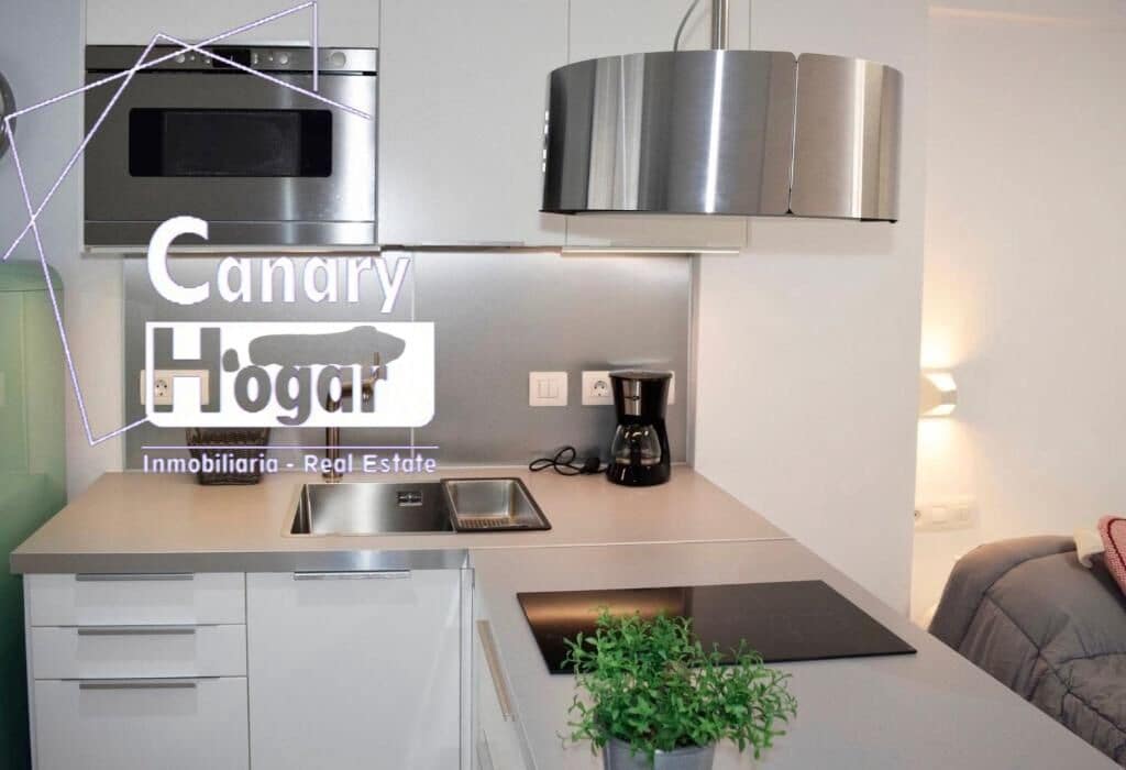 Studio for sale in Costa Adeje with pool - € 260,000 (Ref: 9269837)