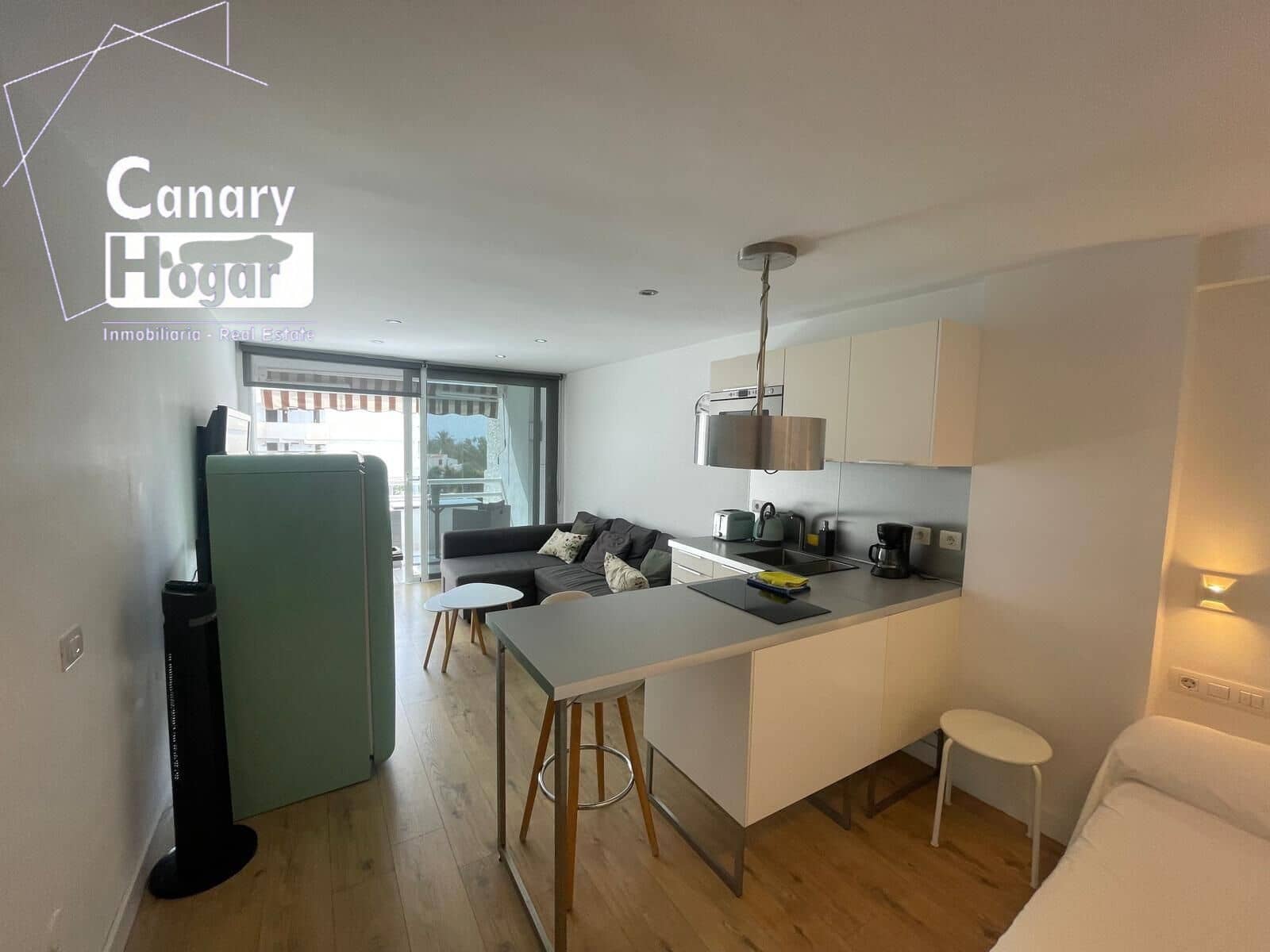 Studio for sale in Costa Adeje with pool - € 260,000 (Ref: 9269837)