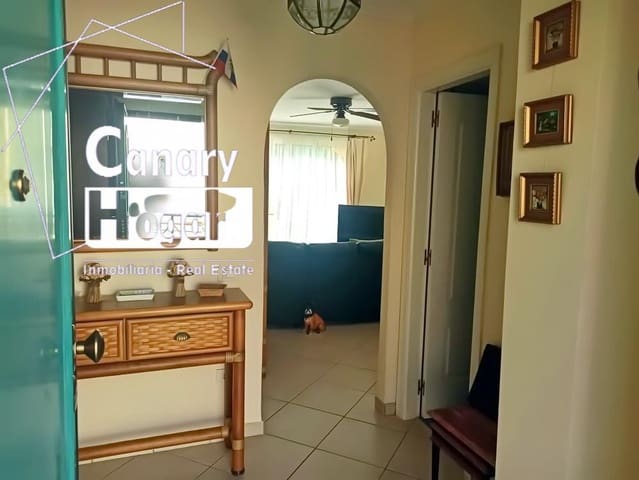 2 chambre Penthouse à vendre à Los Cristianos, Arona avec piscine garage - 750 000 € (Ref: 9269838)