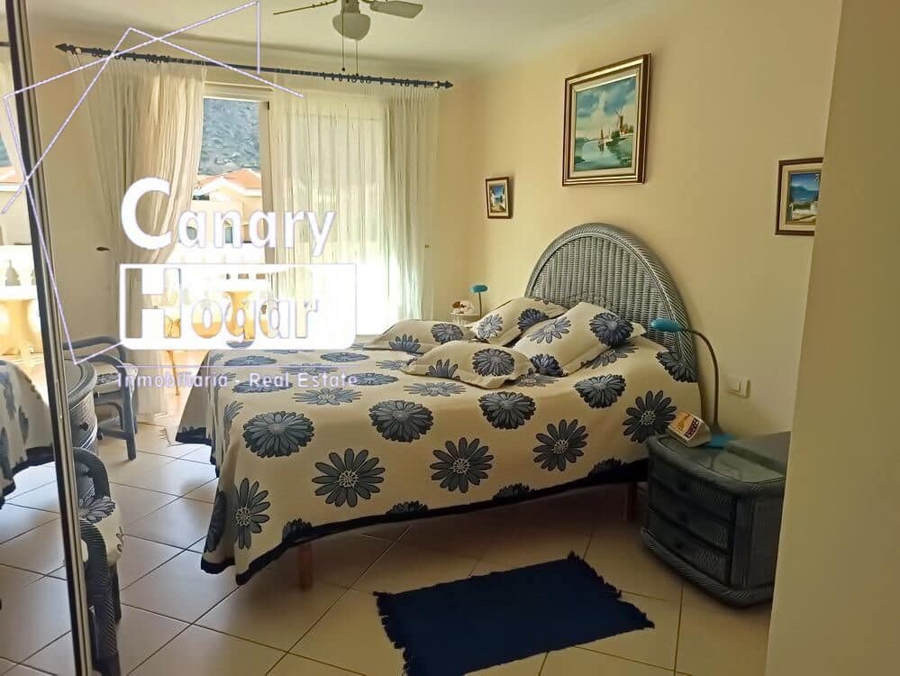 2 soveværelse Penthouse til salg i Los Cristianos med swimmingpool garage - € 750.000 (Ref: 9269838)