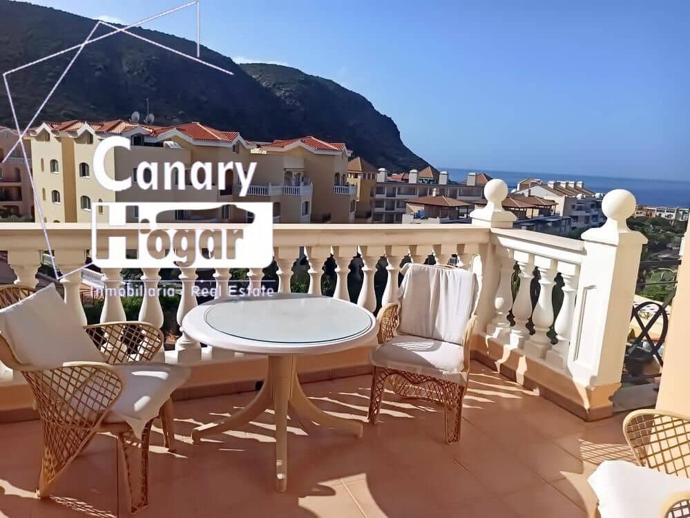 2 soveværelse Penthouse til salg i Los Cristianos med swimmingpool garage - € 750.000 (Ref: 9269838)