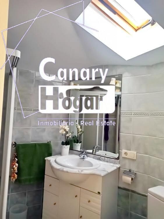 2 soveværelse Penthouse til salg i Los Cristianos med swimmingpool garage - € 750.000 (Ref: 9269838)