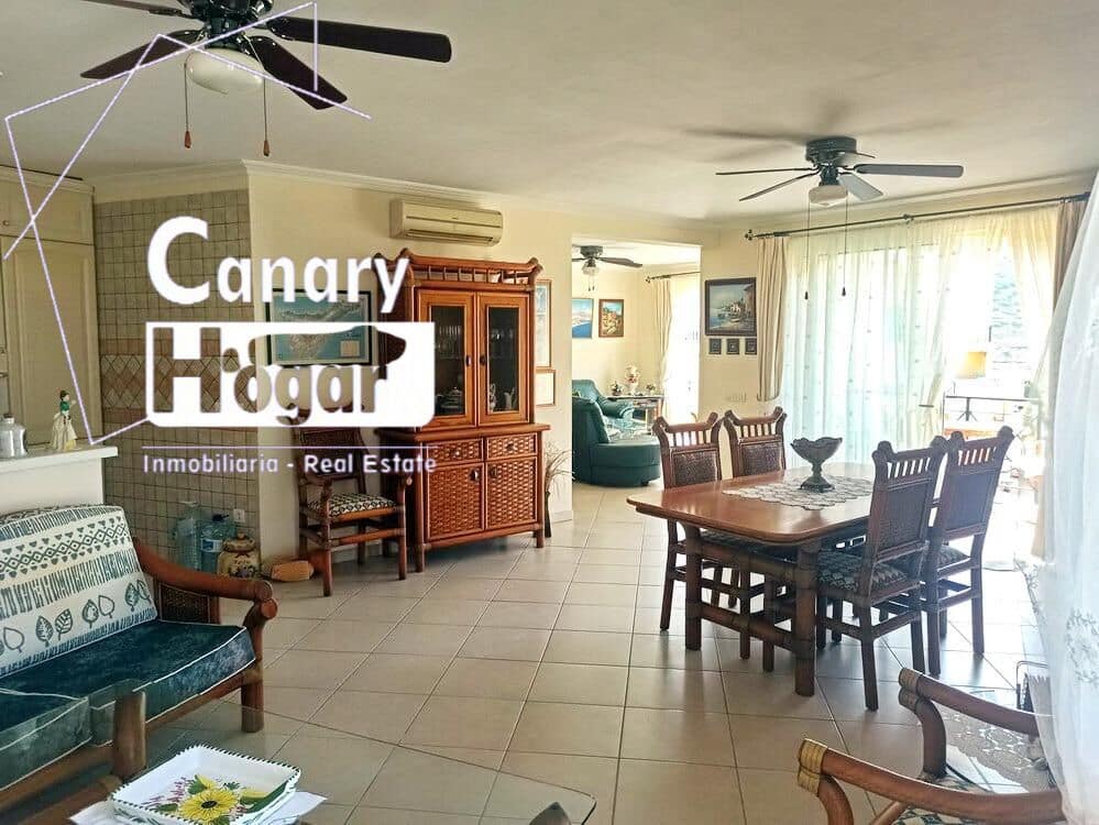 2 soveværelse Penthouse til salg i Los Cristianos med swimmingpool garage - € 750.000 (Ref: 9269838)