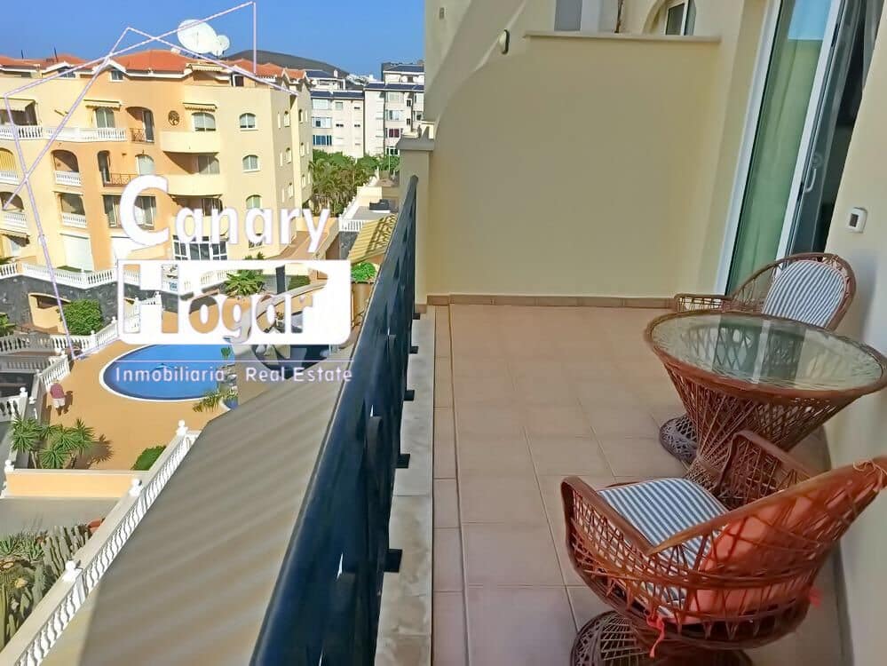 2 soveværelse Penthouse til salg i Los Cristianos med swimmingpool garage - € 750.000 (Ref: 9269838)