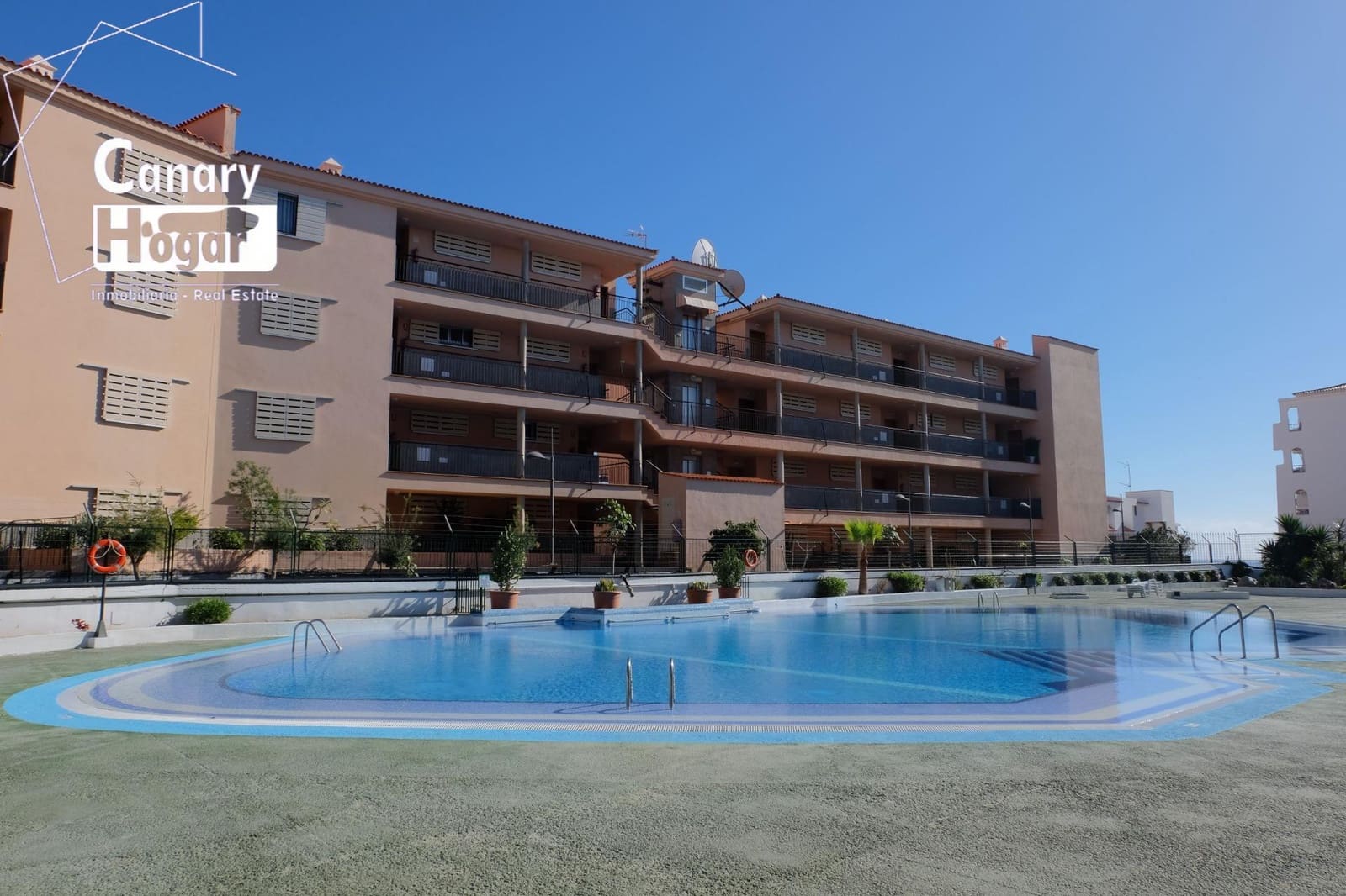 Studio for sale in Los Cristianos with pool - € 220,000 (Ref: 9310980)