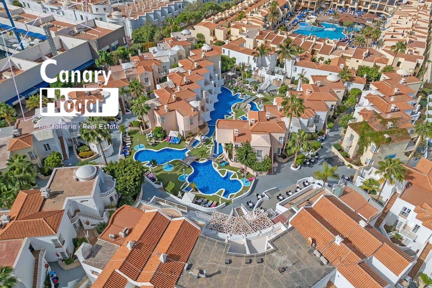 3 slaapkamer Penthouse te koop in Playa Fanabe met zwembad - € 875.000 (Ref: 9347429)