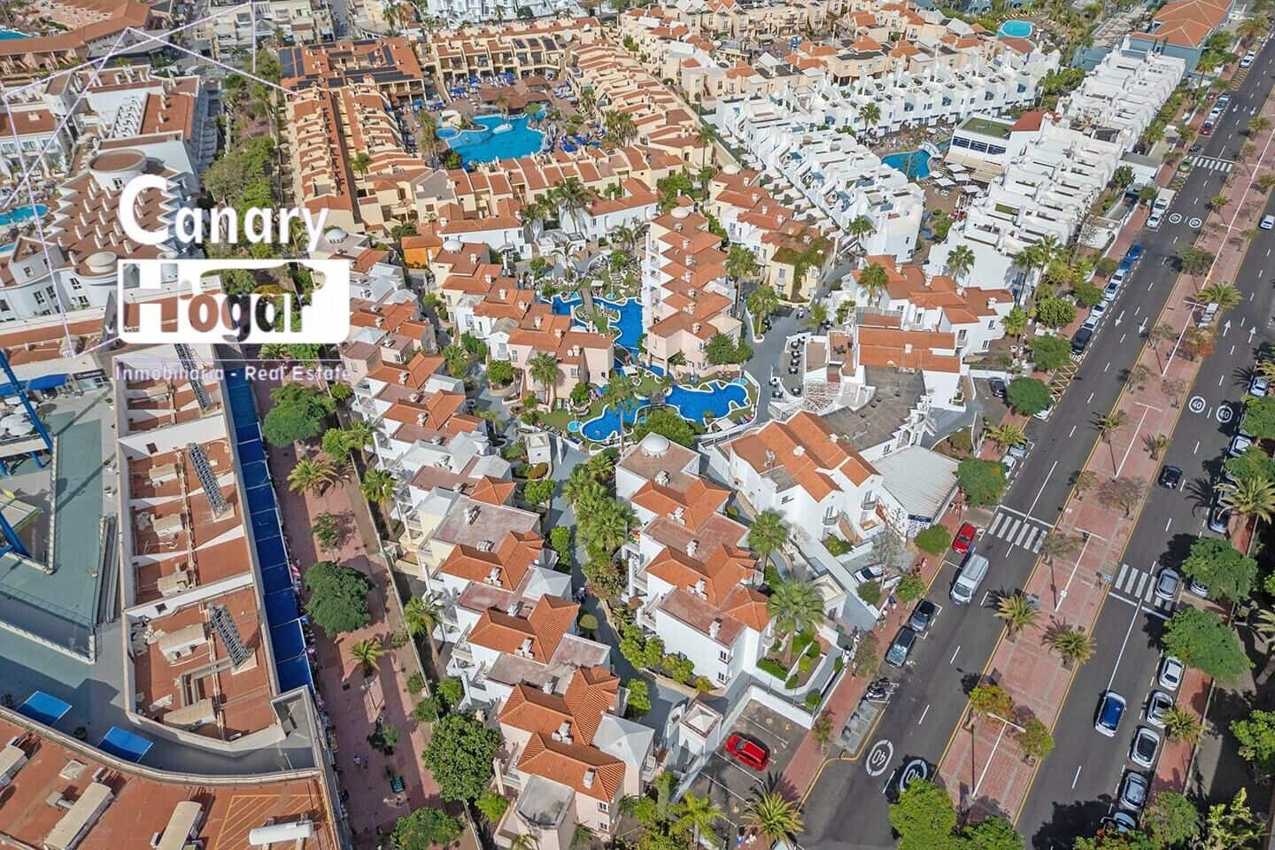 3 slaapkamer Penthouse te koop in Playa Fanabe met zwembad - € 875.000 (Ref: 9347429)