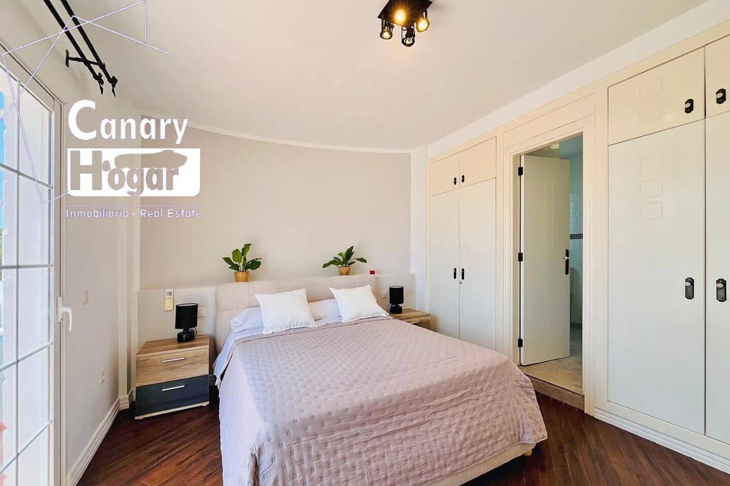 3 sypialnia Penthouse na sprzedaż w Playa Fanabe z basenem - 875 000 € (Ref: 9347429)