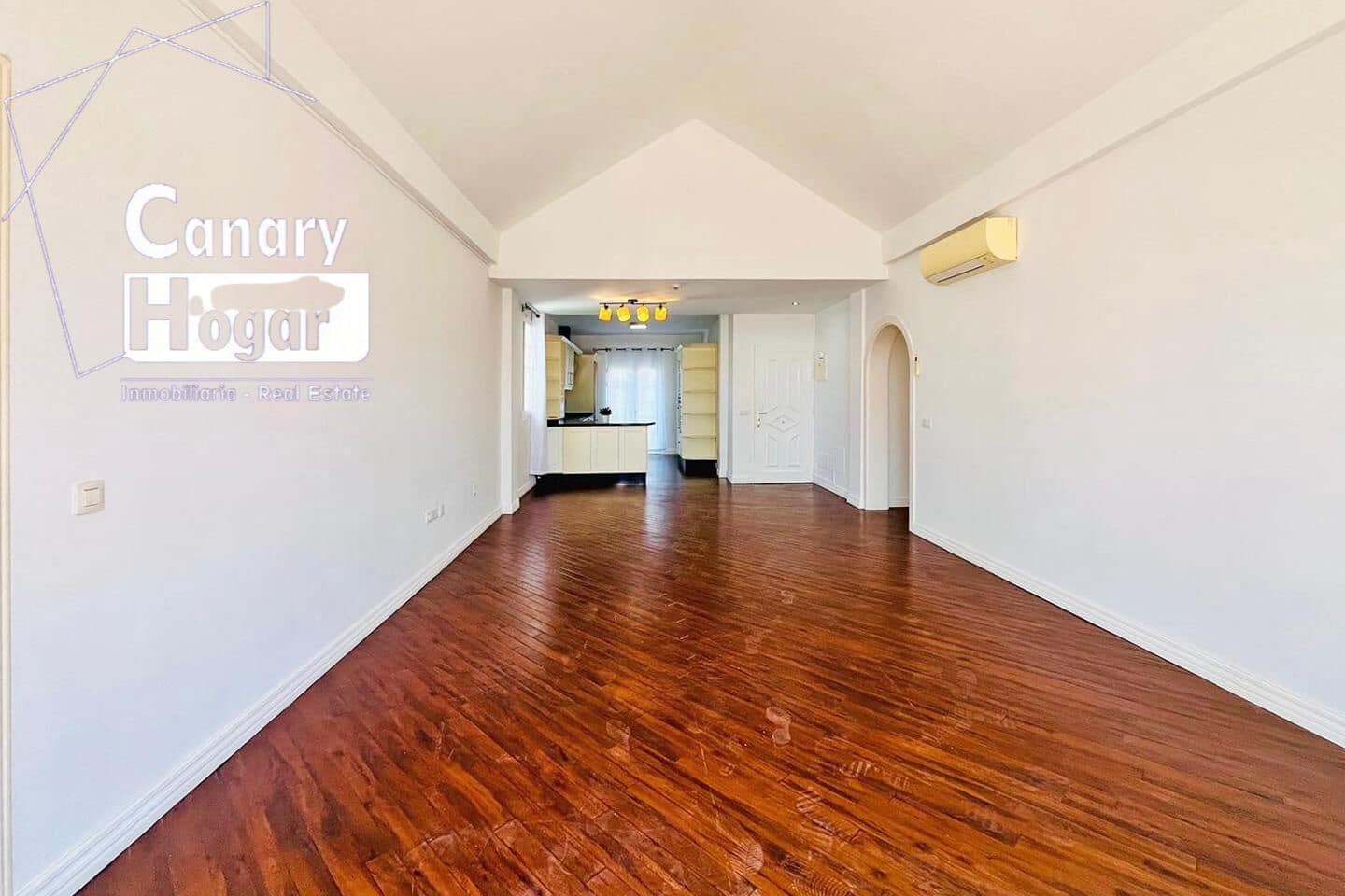 3 sypialnia Penthouse na sprzedaż w Playa Fanabe z basenem - 875 000 € (Ref: 9347429)