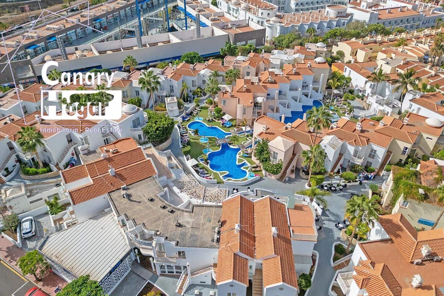 3 bedroom Penthouse for sale in Playa Fanabe with pool - € 875,000 (Ref: 9347429)