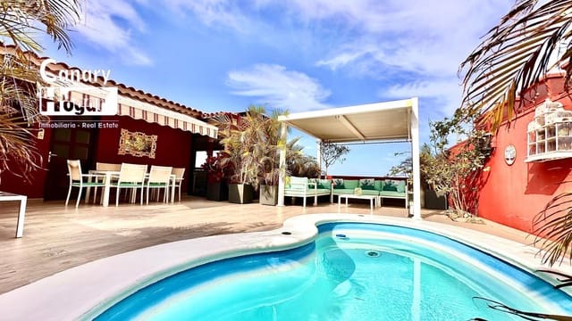 4 chambre Villa/Maison à vendre à El Madroñal, Adeje avec piscine - 630 000 € (Ref: 9349657)