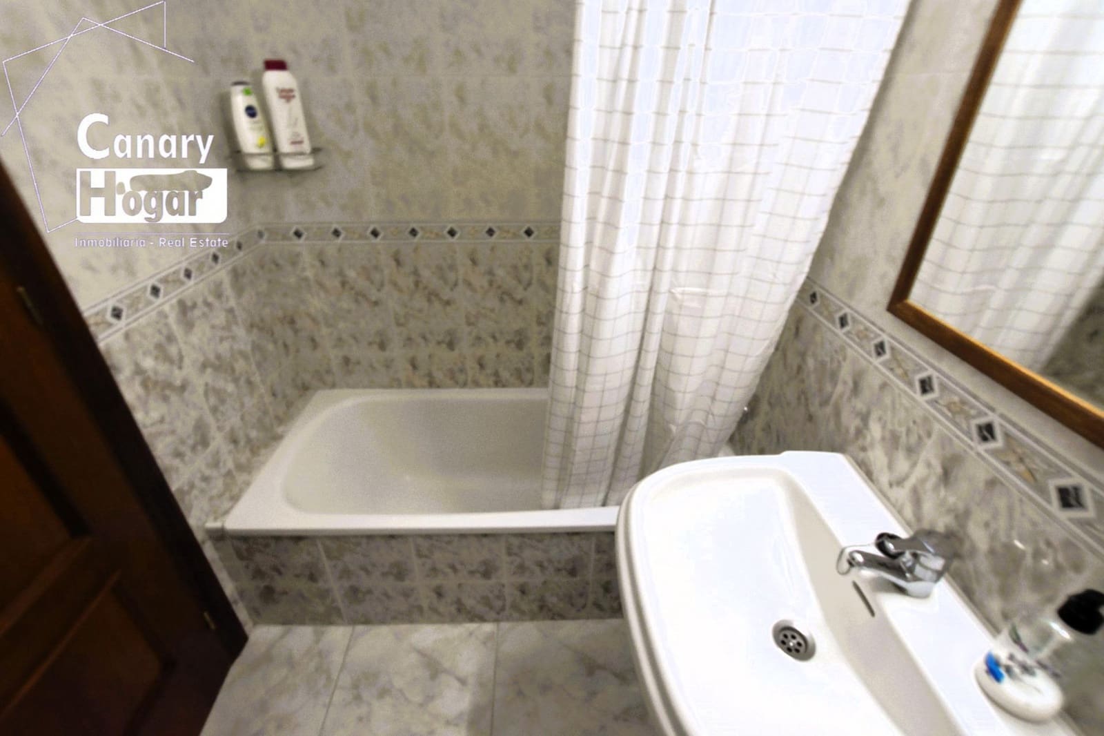 2 makuuhuone Rivitalo vuokrattavana paikassa El Medano mukana uima-altaan - 1 700 € (Ref: 9359690)