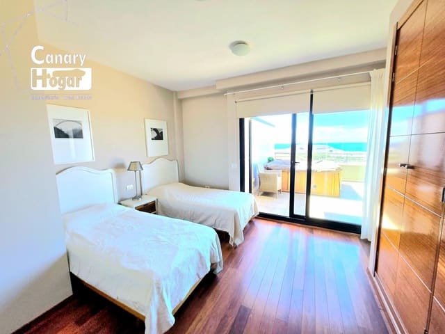 3 makuuhuone Huoneisto myytävänä paikassa San Eugenio Alto, Adeje - 950 000 € (Ref: 9388016)