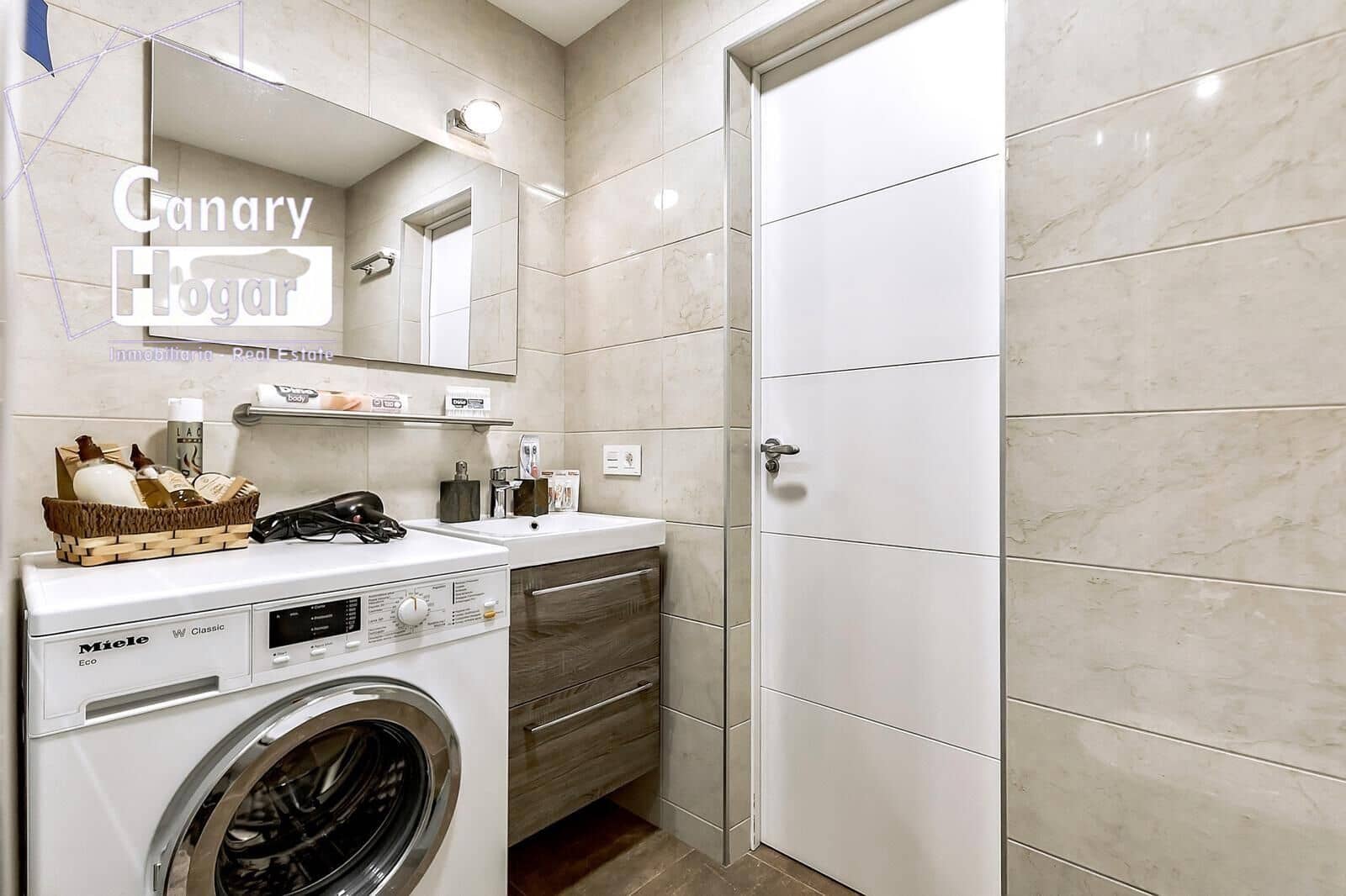 2 bedroom Apartment for sale in Costa Adeje with pool - € 370,000 (Ref: 9390992)