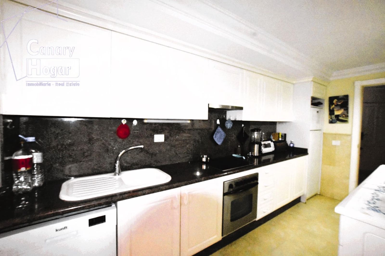 1 chambre Appartement à vendre à Playa del Duque avec piscine - 420 000 € (Ref: 9449407)