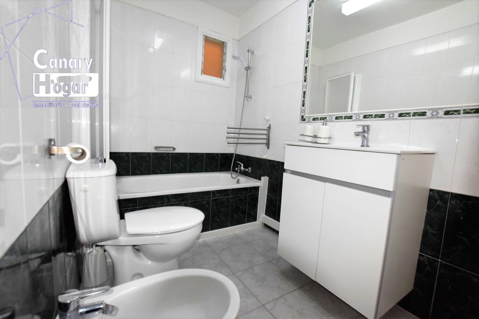 1 bedroom Apartment for sale in Los Gigantes with garage - € 215,000 (Ref: 9462457)