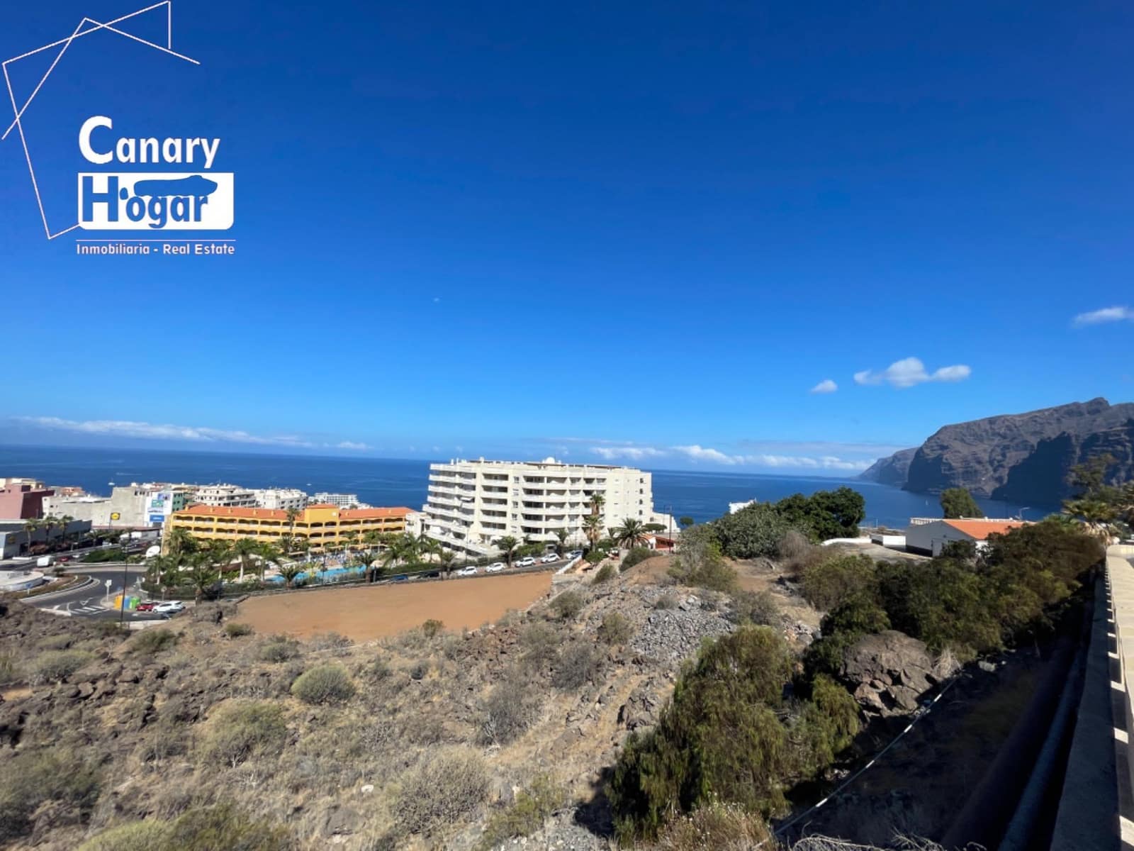 1 bedroom Apartment for sale in Los Gigantes with garage - € 215,000 (Ref: 9462457)
