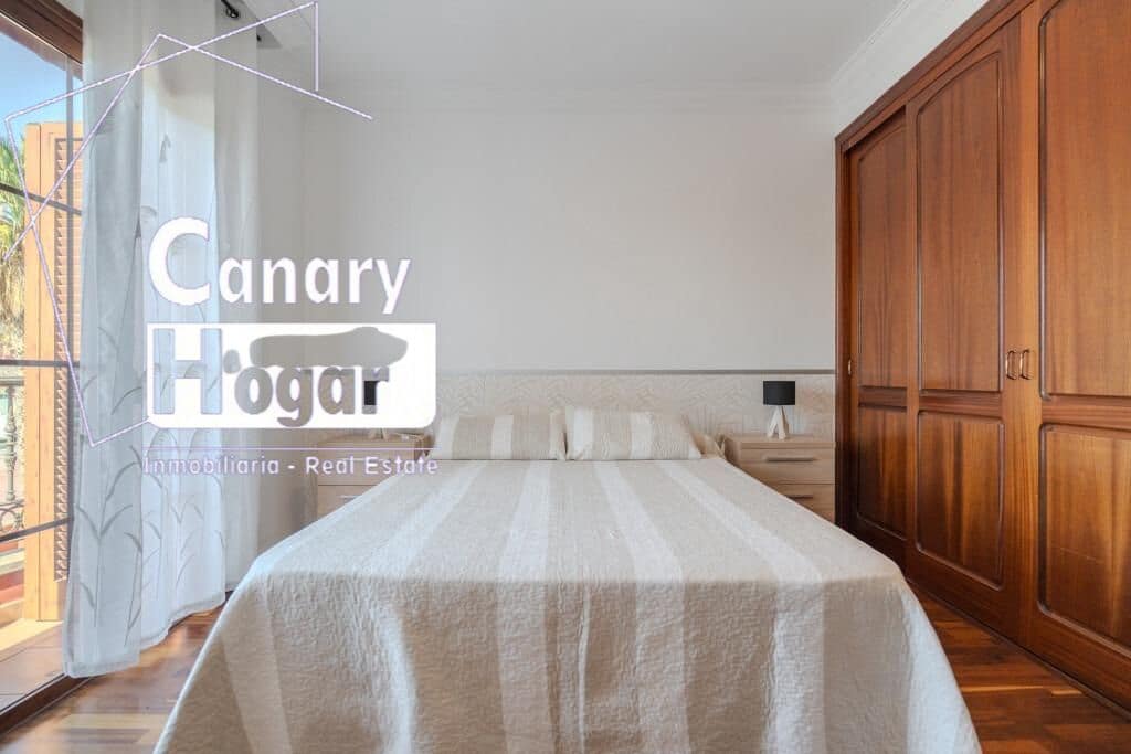 3 slaapkamer Villa te koop in Playa del Duque met zwembad garage - € 1.120.000 (Ref: 9462458)