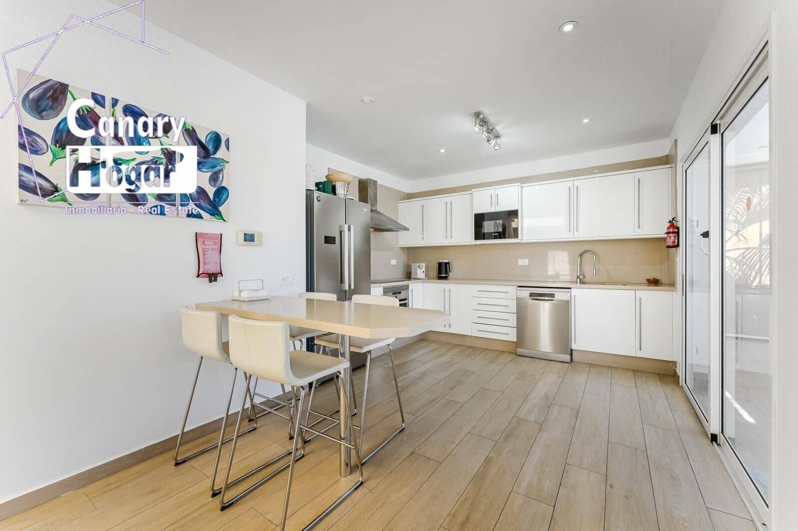 Chalet de 6 habitaciones en Puerto Santiago en venta con piscina garaje - 1.280.000 € (Ref: 9491516)