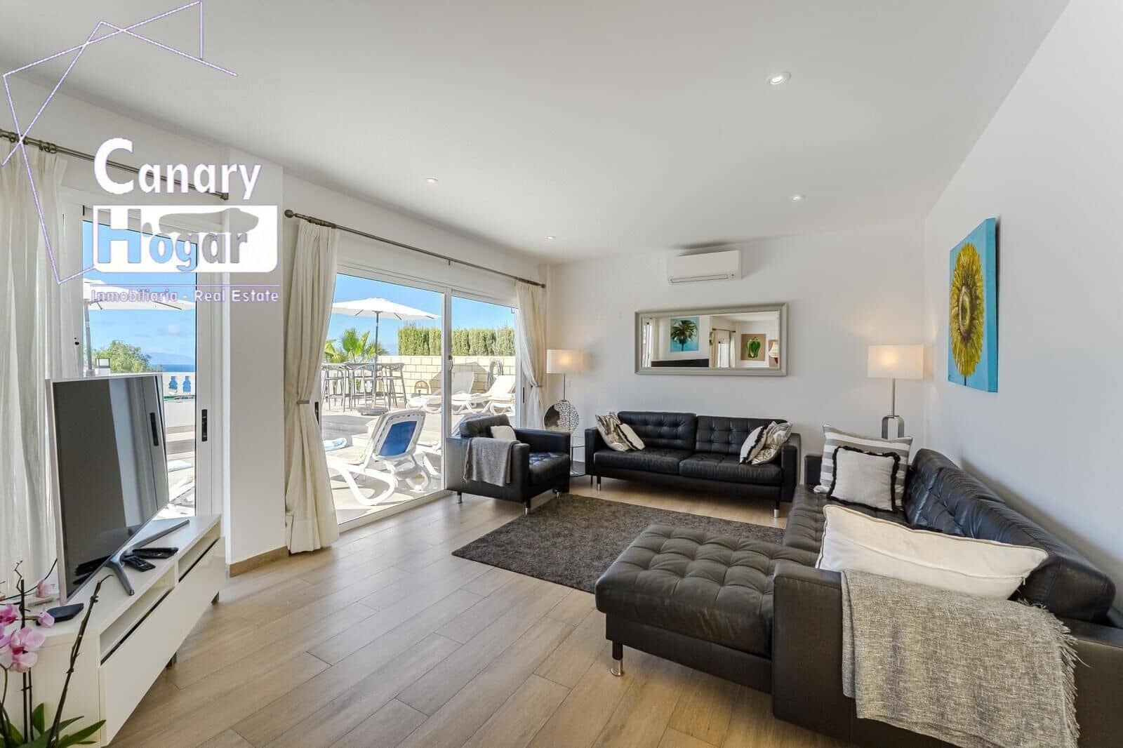 6 soverom Villa til salgs i Puerto Santiago med svømmebasseng garasje - € 1 280 000 (Ref: 9491516)