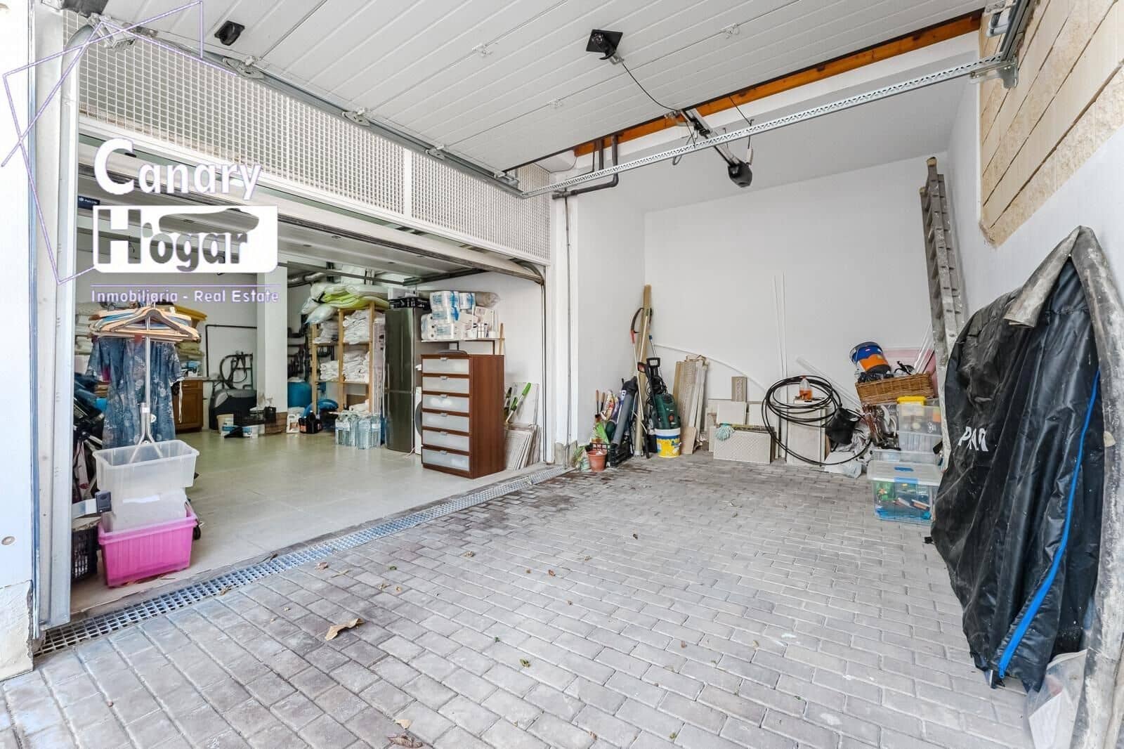 6 soverom Villa til salgs i Puerto Santiago med svømmebasseng garasje - € 1 280 000 (Ref: 9491516)