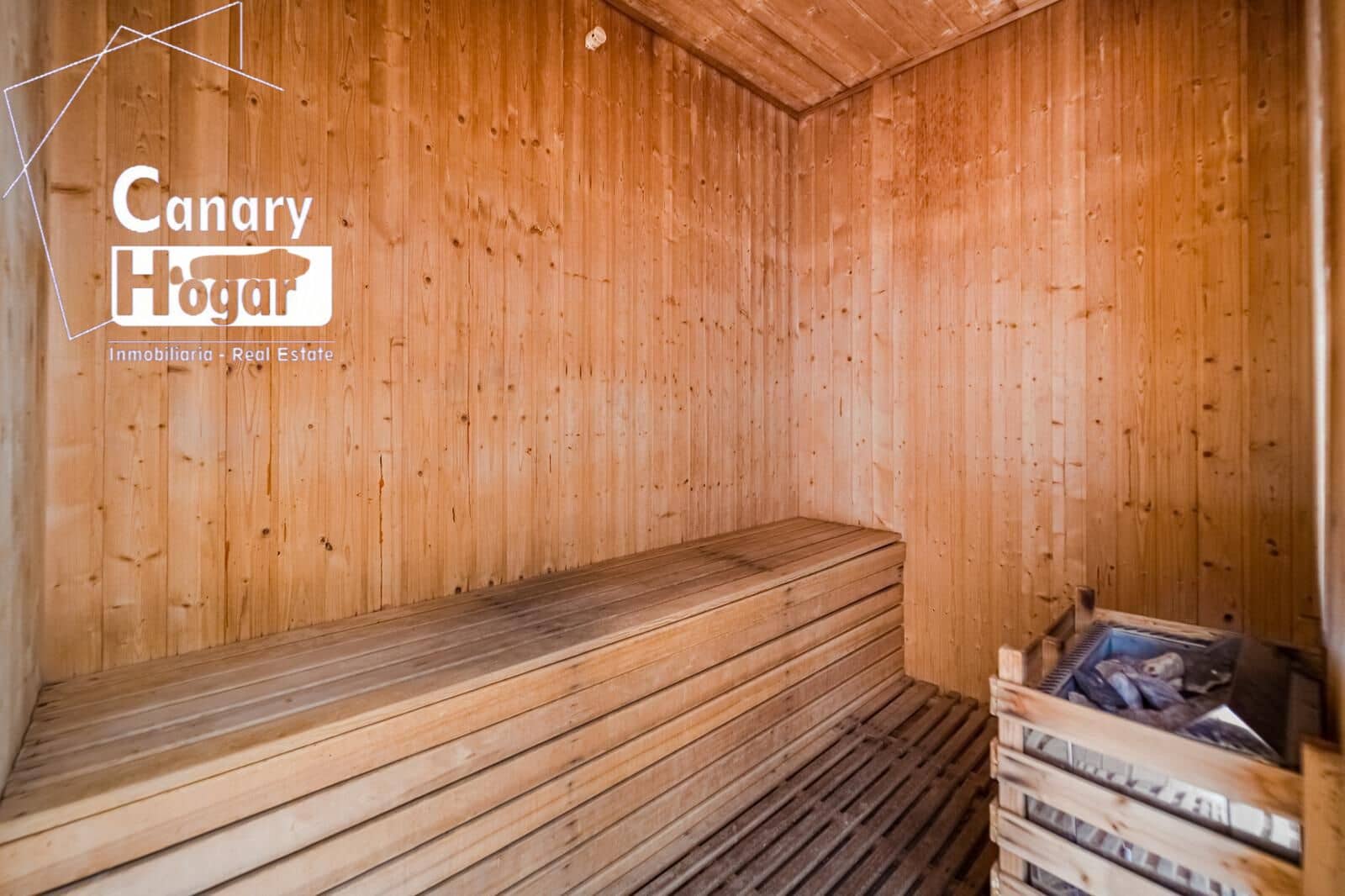 2 slaapkamer Appartement te koop in La Caleta Adeje met zwembad - € 995.000 (Ref: 9495379)