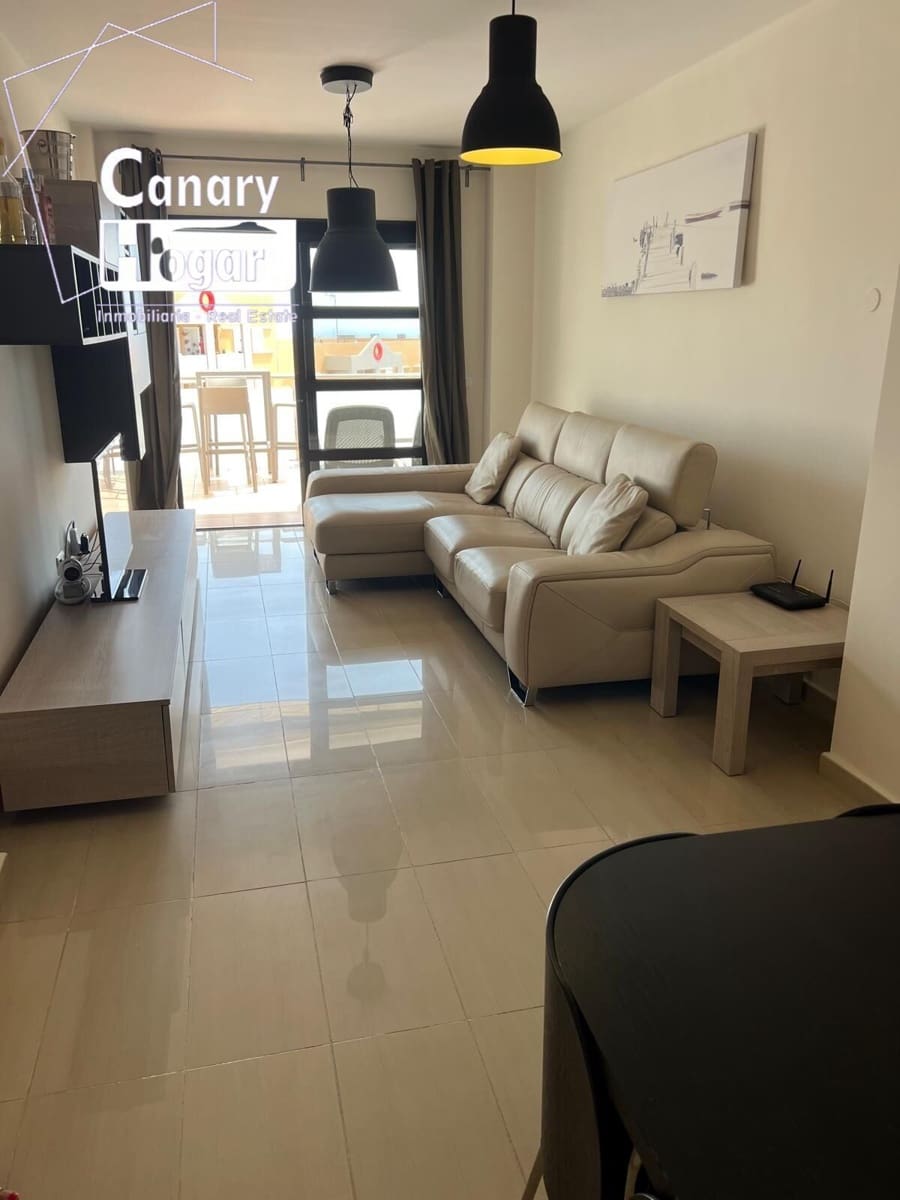 2 slaapkamer Appartement te koop in El Madronal met zwembad - € 329.000 (Ref: 9509041)