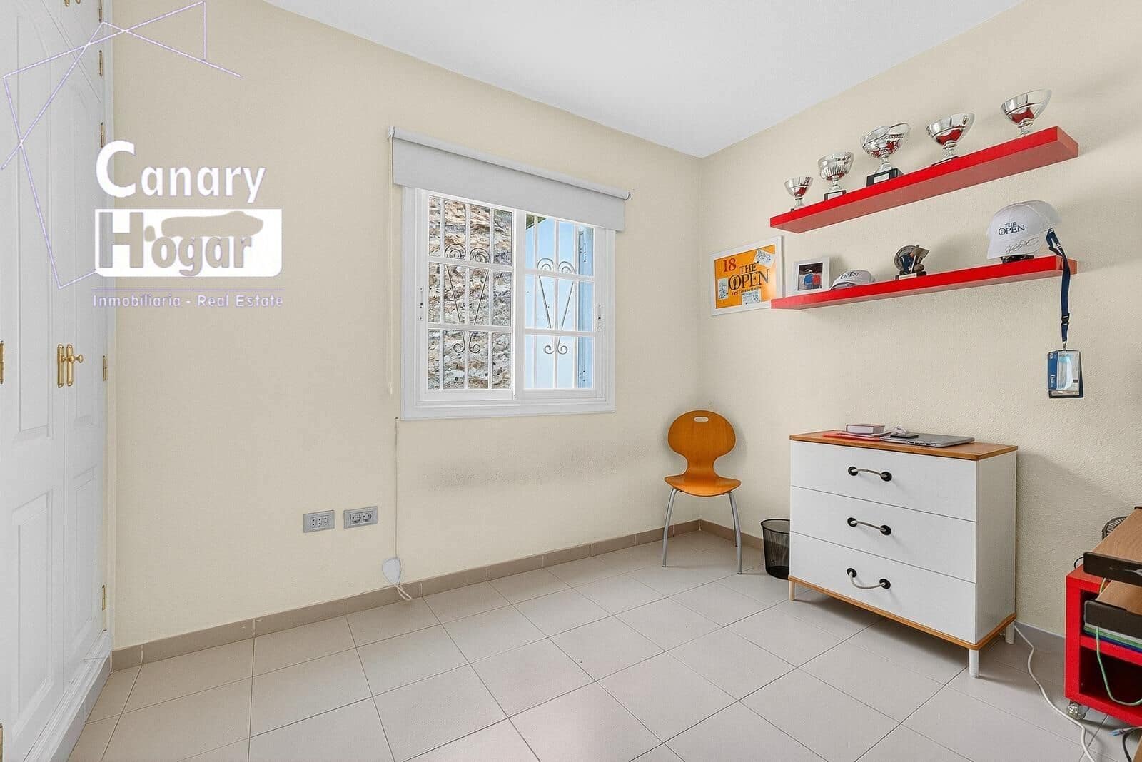 3 chambre Villa/Maison Mitoyenne à vendre à Costa Adeje avec piscine garage - 659 000 € (Ref: 9519034)