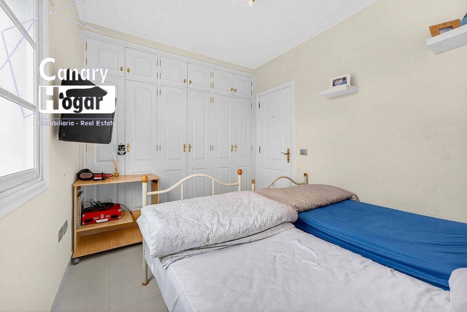 3 chambre Villa/Maison Mitoyenne à vendre à Costa Adeje avec piscine garage - 659 000 € (Ref: 9519034)